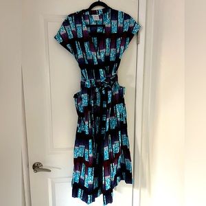 Yevu Wrap Dress size Small, like new